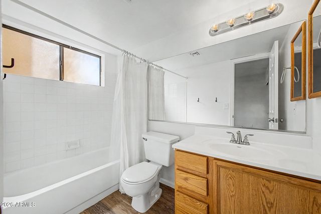1025 E HIGHLAND Avenue 32, Phoenix, AZ 85014