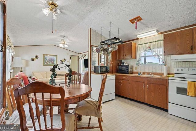 620 Hamilton Drive, Hiawassee, GA 30546
