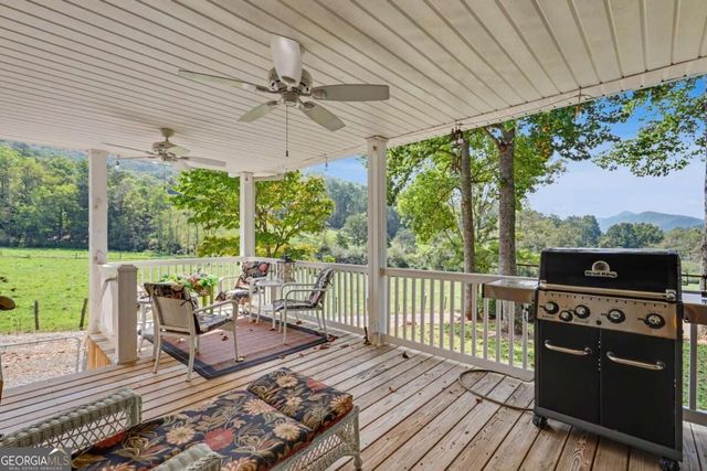 620 Hamilton Drive, Hiawassee, GA 30546