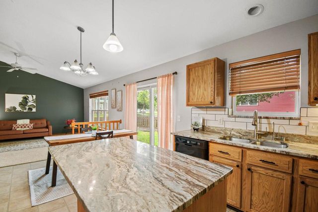 250 Wind Stone Drive, Madison, WI 53718