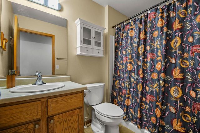 250 Wind Stone Drive, Madison, WI 53718