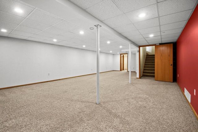250 Wind Stone Drive, Madison, WI 53718
