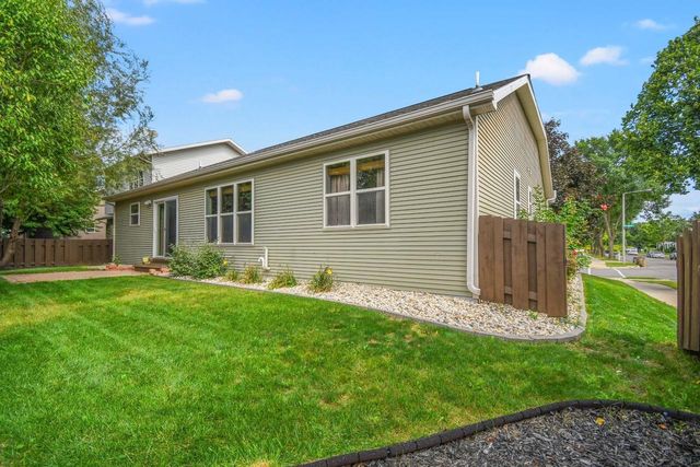 250 Wind Stone Drive, Madison, WI 53718