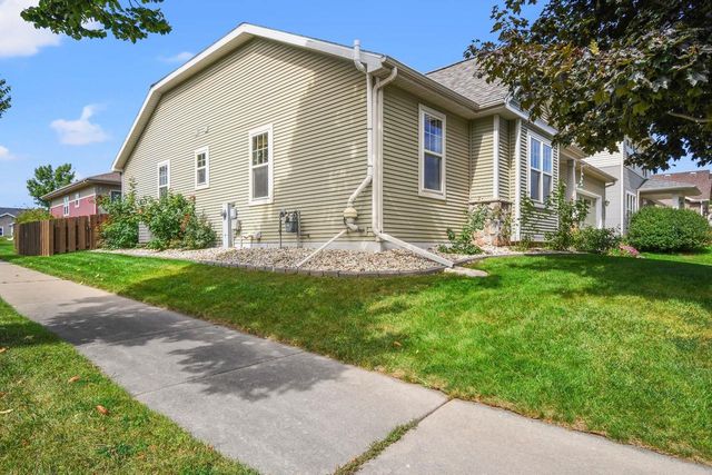 250 Wind Stone Drive, Madison, WI 53718