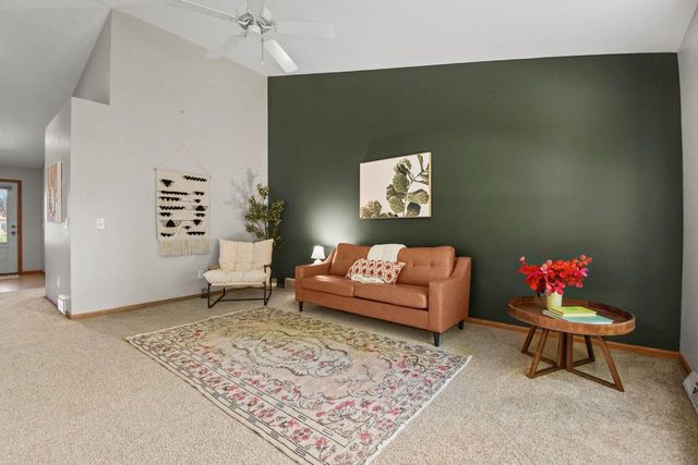 250 Wind Stone Drive, Madison, WI 53718