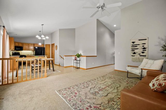 250 Wind Stone Drive, Madison, WI 53718