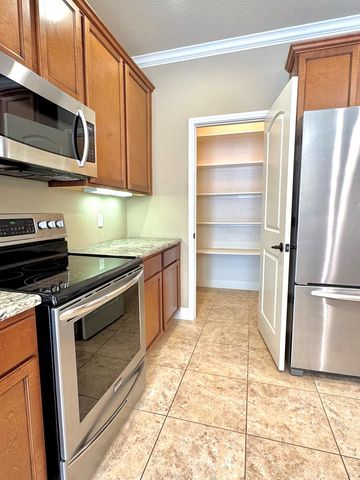 1116 Norfolk Ln, Kerrville, TX 78028