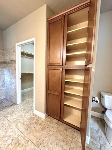 1116 Norfolk Ln, Kerrville, TX 78028