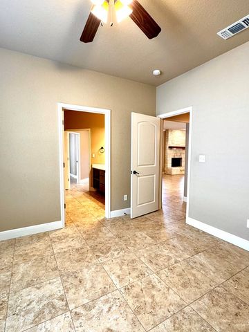 1116 Norfolk Ln, Kerrville, TX 78028