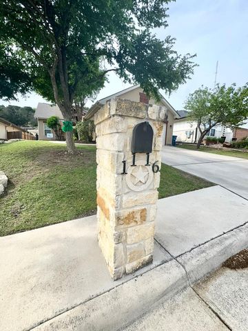 1116 Norfolk Ln, Kerrville, TX 78028