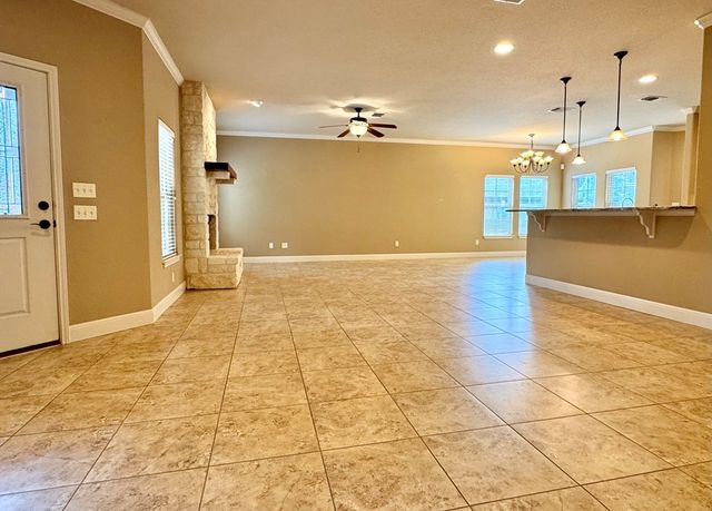1116 Norfolk Ln, Kerrville, TX 78028