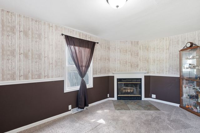 1705 Vine Street, Dallas Center, IA 50063