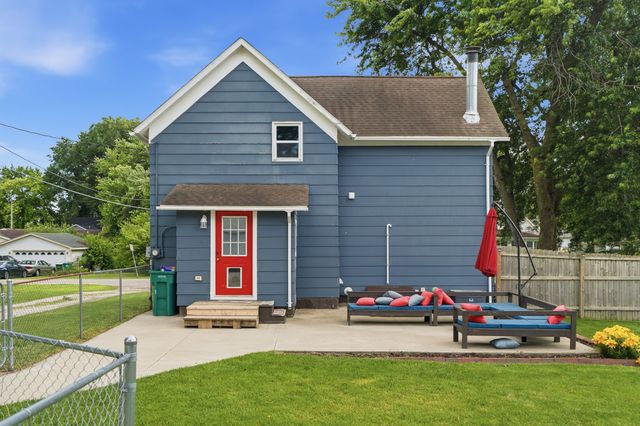 1705 Vine Street, Dallas Center, IA 50063