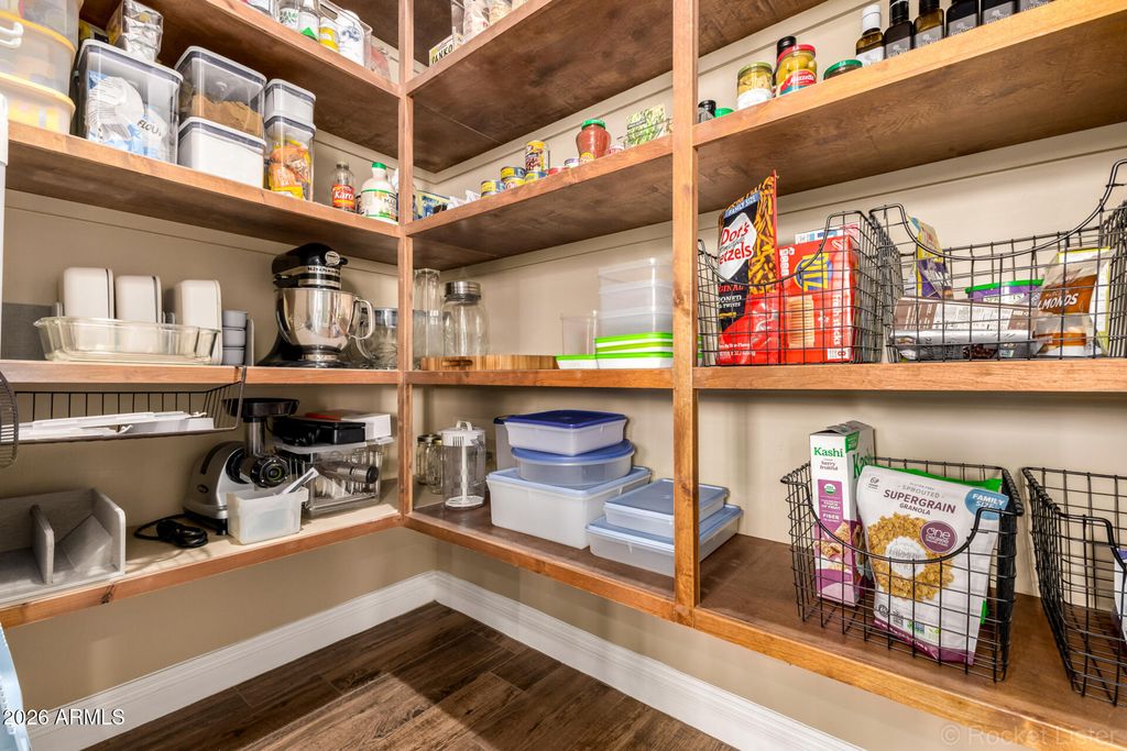 Image 19 of property listing at 2699 E JADE Place, Chandler, AZ 85286