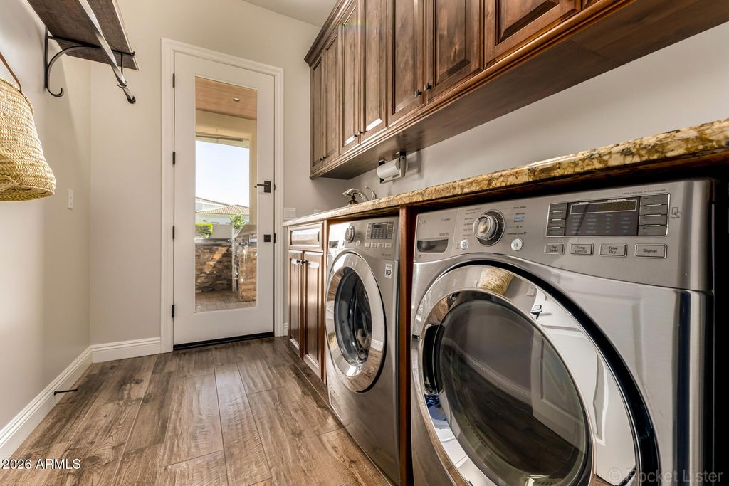 Image 40 of property listing at 2699 E JADE Place, Chandler, AZ 85286