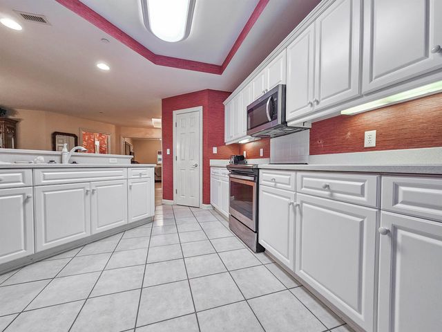 8500 Margate Cir Apt 209, Myrtle Beach, SC 29572