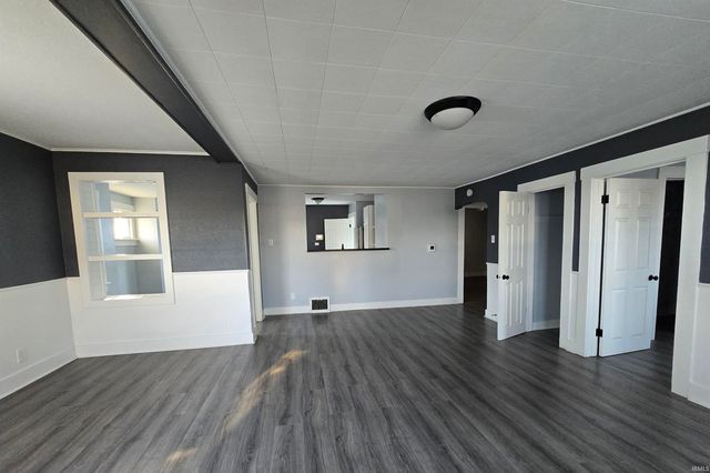 1101 Saint Marys Avenue, Fort Wayne, IN 46808