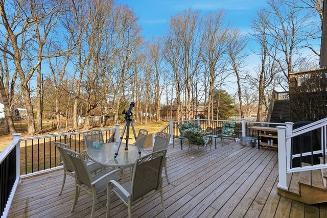 204 Village St, Medway, MA 02053