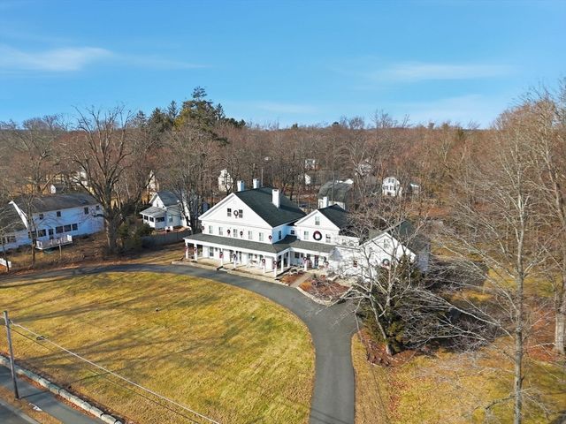 204 Village St, Medway, MA 02053