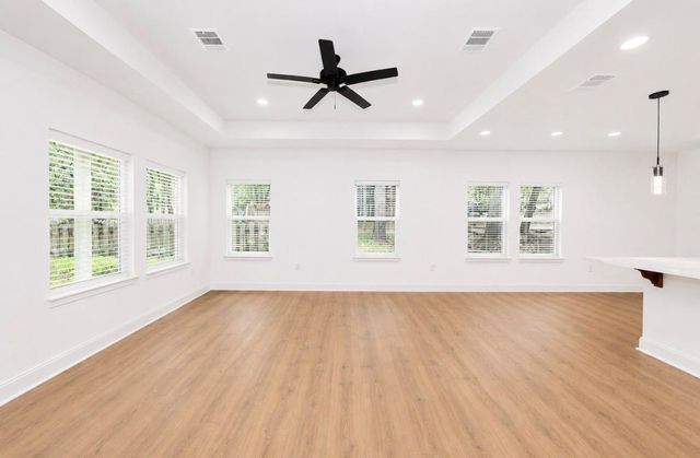220 N Fairway Loop, Coldspring, TX 77331