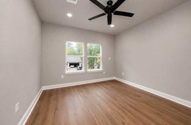 220 N Fairway Loop, Coldspring, TX 77331