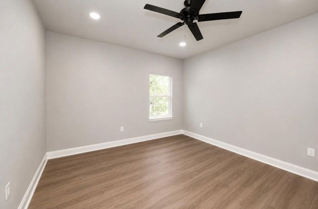 220 N Fairway Loop, Coldspring, TX 77331