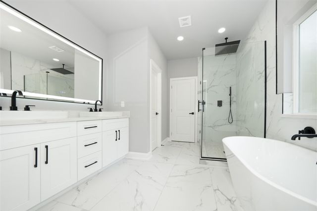 220 N Fairway Loop, Coldspring, TX 77331