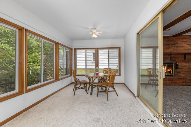 15 Birch Hill Drive, Battle Creek City, MI 49015