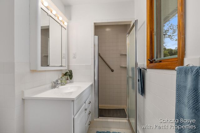 15 Birch Hill Drive, Battle Creek City, MI 49015