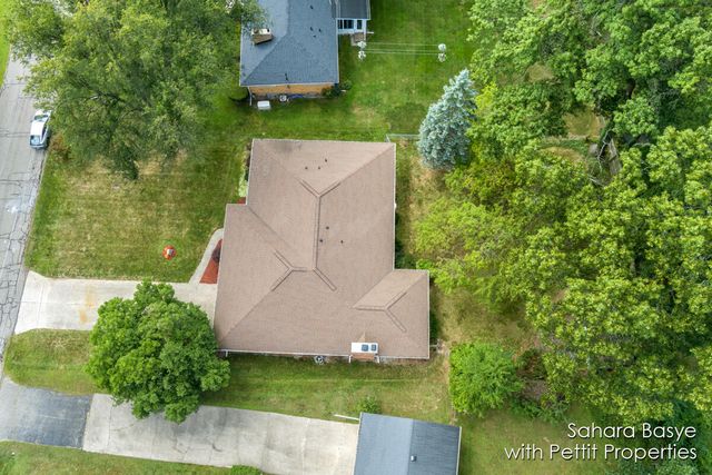 15 Birch Hill Drive, Battle Creek City, MI 49015