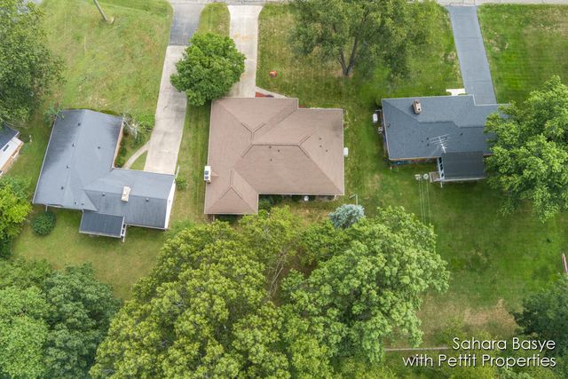 15 Birch Hill Drive, Battle Creek City, MI 49015