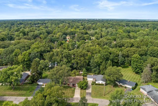 15 Birch Hill Drive, Battle Creek City, MI 49015