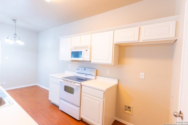 4111 St Charles Bay, San Antonio, TX 78229