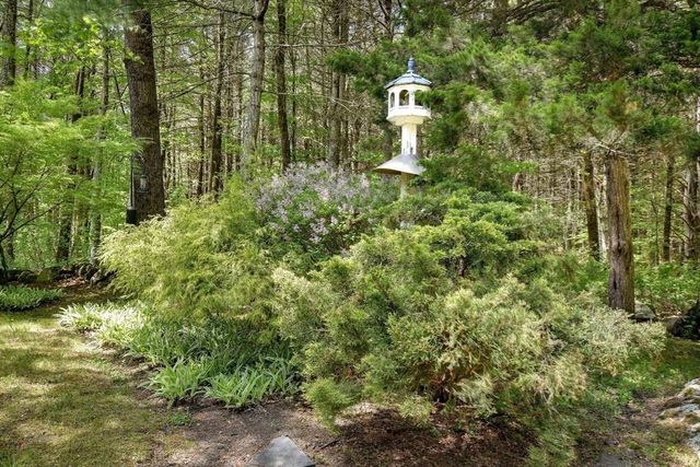 114 Hunters Ridge Rd, Concord, MA 01742