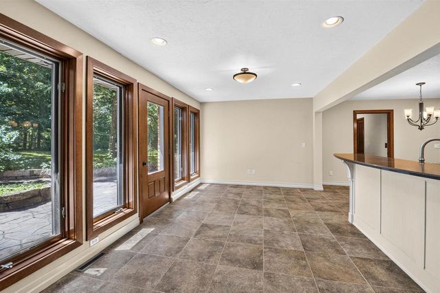 3452 BAY HIGHLANDS DRIVE, Green Bay, WI 54311