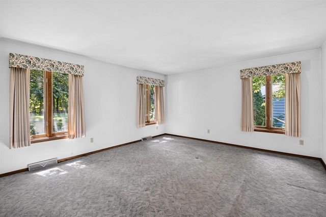 3452 BAY HIGHLANDS DRIVE, Green Bay, WI 54311