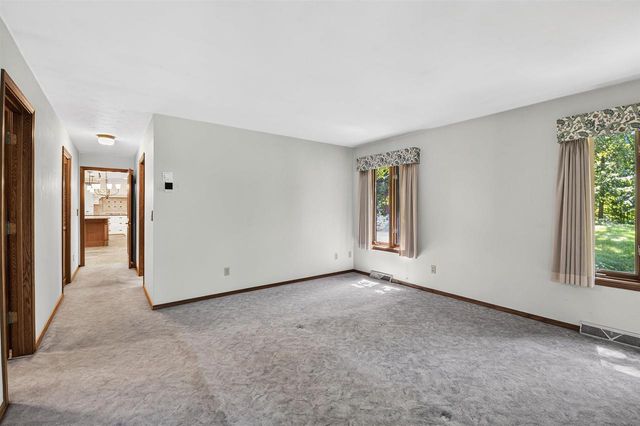 3452 BAY HIGHLANDS DRIVE, Green Bay, WI 54311