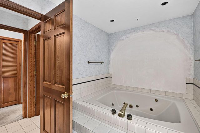 3452 BAY HIGHLANDS DRIVE, Green Bay, WI 54311