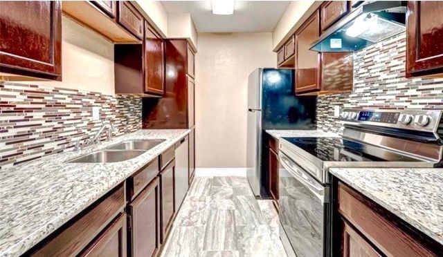 6606 De Moss Drive 1014, Houston, TX 77074