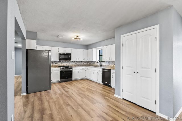 17096 Us Highway 70, Durant, OK 74701