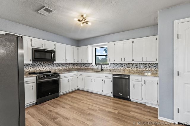 17096 Us Highway 70, Durant, OK 74701