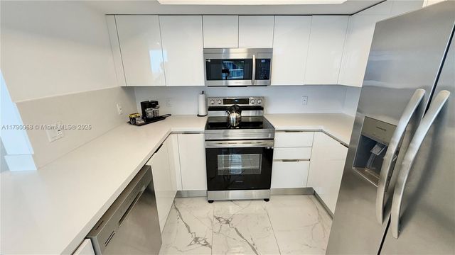 17375 Collins Ave 608, Sunny Isles Beach, FL 33160