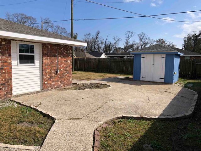 328 Saint Francis St, Houma, LA 70364