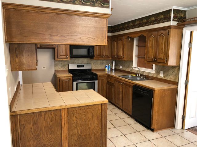 328 Saint Francis St, Houma, LA 70364