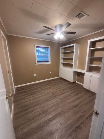 328 Saint Francis St, Houma, LA 70364