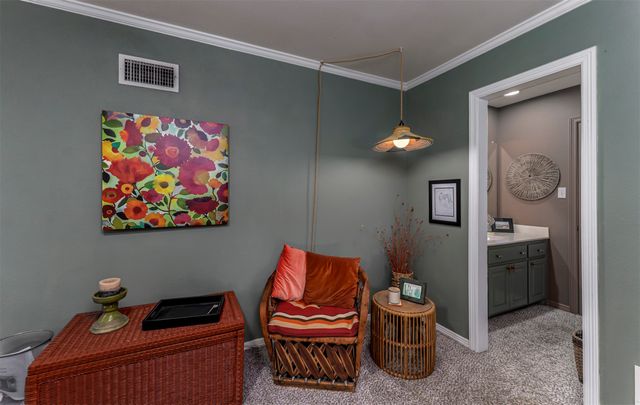 15 Country Club Place, Waxahachie, TX 75165