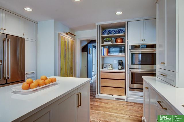 1620 S 91st Avenue, Omaha, NE 68124