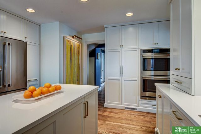 1620 S 91st Avenue, Omaha, NE 68124