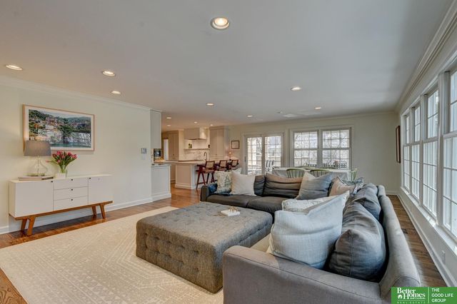 1620 S 91st Avenue, Omaha, NE 68124