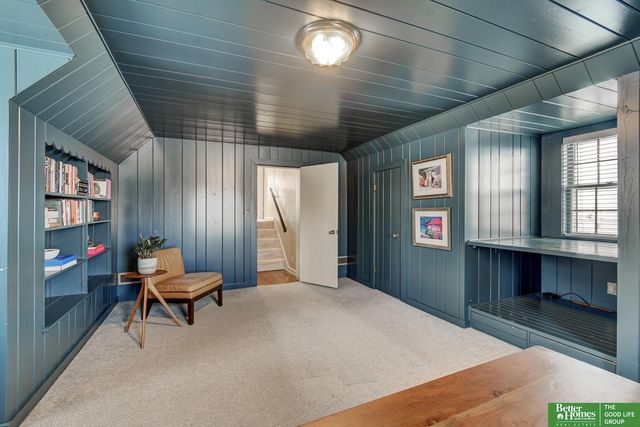 1620 S 91st Avenue, Omaha, NE 68124